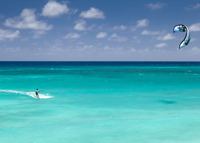 700x500 kite surf.jpg